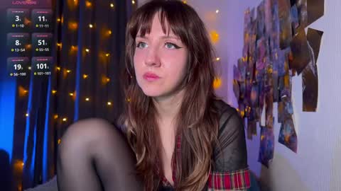 Snapshot of violettmo0n chatting on 5, 6, 2026 Next stream 1522026 400 GMT 3 online show from 5, 6, 2026