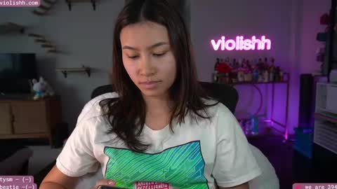 Snapshot of violishh chatting on 15, 2, 2025 follow me on twitter violishh and ig violishh online show from 15, 2, 2025