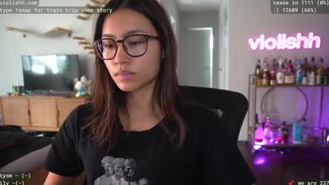 Snapshot of violishh chatting on 28, 2, 2025 follow me on twitter violishh and ig violishh online show from 28, 2, 2025