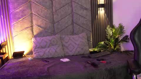 Snapshot of viollettebylyly chatting on 7, 2, 2026 viollettebylyly online show from 7, 2, 2026