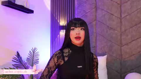 Snapshot of viollettebylyly chatting on 3, 7, 2026 viollettebylyly online show from 3, 7, 2026