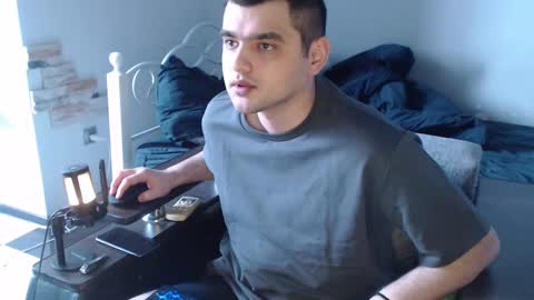 Snapshot of virgil____ chatting on 27, 2, 2025 virgil____ online show from 27, 2, 2025