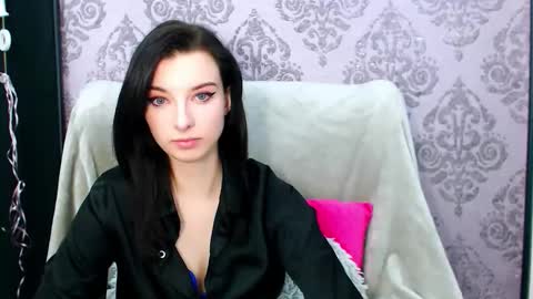 VirginLuna online show from 3, 12, 2025