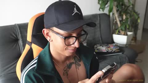 Snapshot of vito_benz chatting on 10, 1, 2026 VITO BENZ online show from 10, 1, 2026