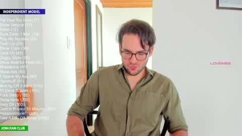 Snapshot of vito_ferrero chatting on 5, 6, 2026 Vito Ferrer online show from 5, 6, 2026