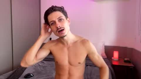vitoraugustoxxx online show from 19, 10, 2025