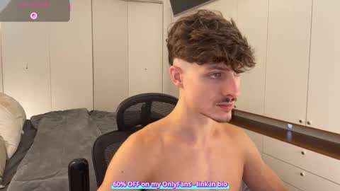 vitoraugustoxxx online show from 19, 12, 2025