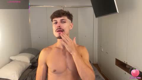 vitoraugustoxxx online show from 26, 2, 2026