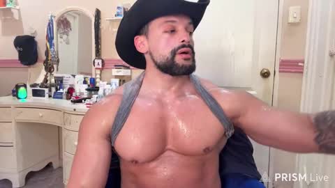 vitto_hammer5758 online show from 1, 3, 2026