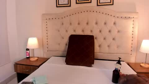 VIVIANA DOMINGUEZ online show from 25, 3, 2026