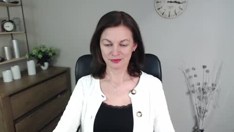 Vivian online show from 16, 1, 2025