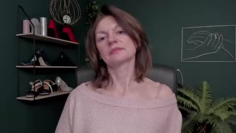 Vivian online show from 20, 11, 2025