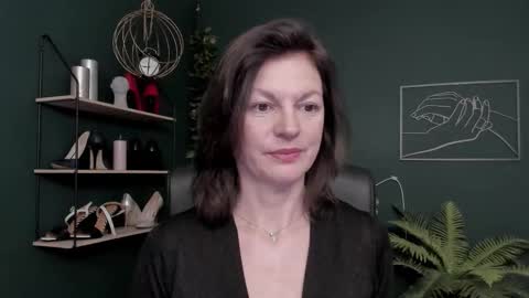 Snapshot of vivian_dream chatting on 16, 12, 2025 Vivian online show from 16, 12, 2025