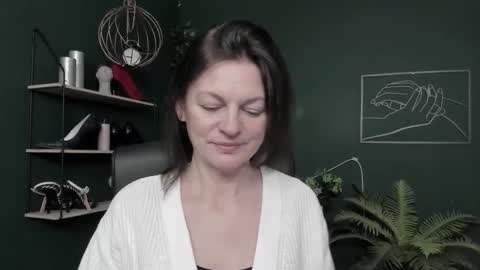 Snapshot of vivian_dream chatting on 5, 2, 2026 Vivian online show from 5, 2, 2026