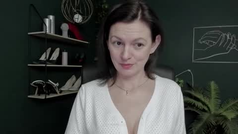 Snapshot of vivian_dream chatting on 28, 2, 2026 Vivian online show from 28, 2, 2026