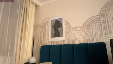 Vivian Evans online show from 3, 4, 2026