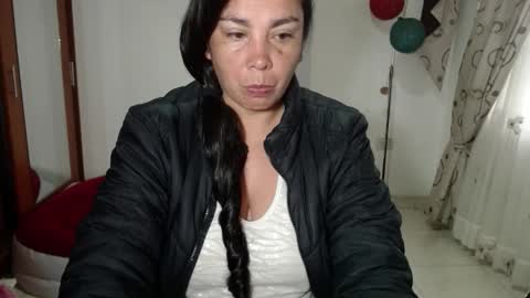 Snapshot of vivian_milf_paint chatting on 4, 2, 2026 vivian_milf_paint online show from 4, 2, 2026