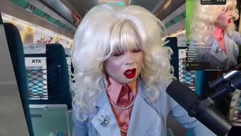 VivianFrosty online show from 9, 9, 2025