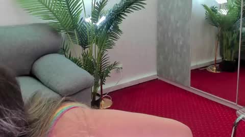 Nicole online show from 17, 5, 2026