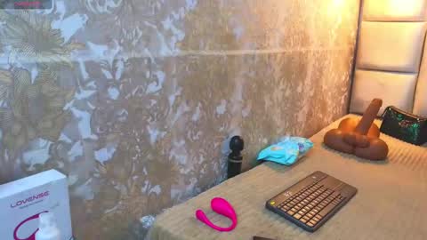 VivianRose online show from 29, 12, 2024