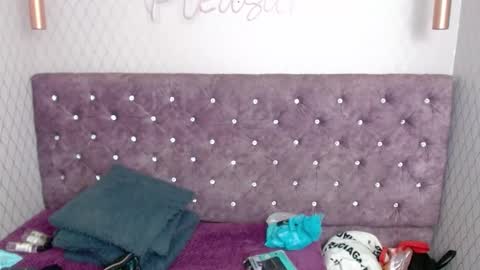 VivianRose online show from 9, 1, 2025