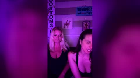 Snapshot of vivienesky chatting on 16, 5, 2026 vivienesky online show from 16, 5, 2026
