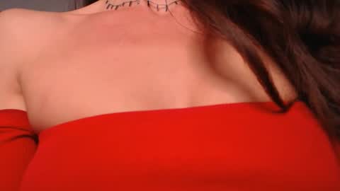 Vivienne online show from 30, 1, 2025