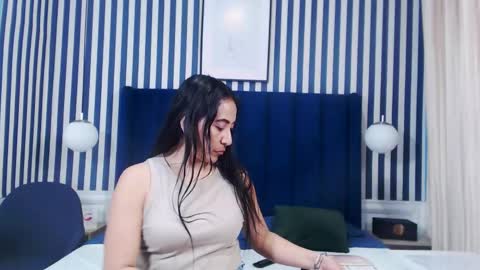 Snapshot of viviennerosette chatting on 10, 9, 2025 Vivian online show from 10, 9, 2025