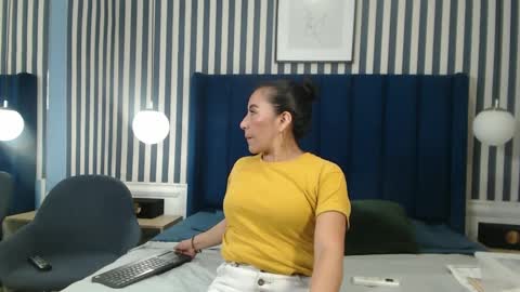 Snapshot of viviennerosette chatting on 17, 9, 2025 Vivian online show from 17, 9, 2025