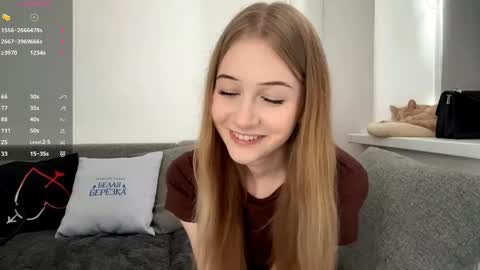 Snapshot of viviennewanko chatting on 29, 4, 2026 Kristy online show from 29, 4, 2026