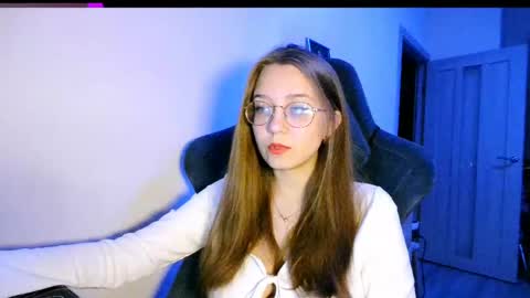 Snapshot of vivivivikkie chatting on 29, 5, 2026 vivivivikkie online show from 29, 5, 2026