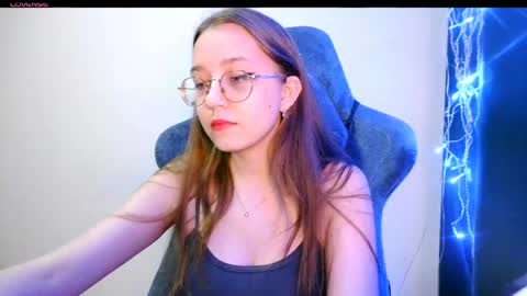Snapshot of vivivivikkie chatting on 7, 6, 2026 vivivivikkie online show from 7, 6, 2026