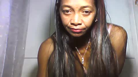 Snapshot of vixen_lina chatting on 11, 7, 2026 vixen_lina online show from 11, 7, 2026