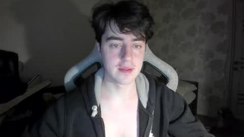 Snapshot of vlad1605 chatting on 23, 4, 2026 Martin online show from 23, 4, 2026