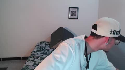 Snapshot of vlad__night chatting on 25, 2, 2026 Vlad online show from 25, 2, 2026