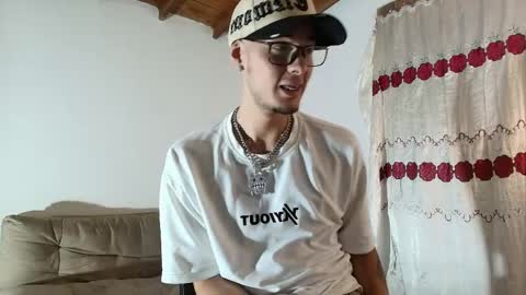 Snapshot of vlad__night chatting on 6, 6, 2026 Vlad online show from 6, 6, 2026