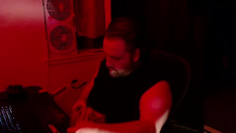 Snapshot of voidcatdaddy chatting on 22, 5, 2026 Rev online show from 22, 5, 2026