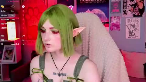 Snapshot of vronnier chatting on 22, 7, 2026 vronnier online show from 22, 7, 2026