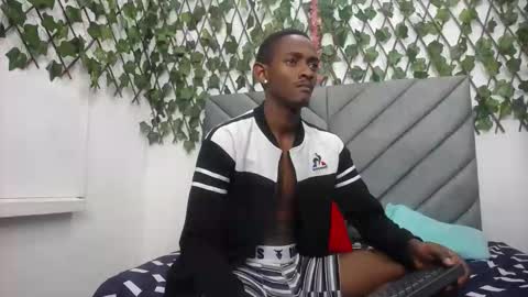 vsleyandlunaper online show from 23, 2, 2026