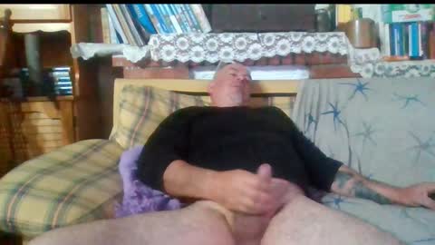 Snapshot of vuda77 chatting on 20, 1, 2025 oscar online show from 20, 1, 2025