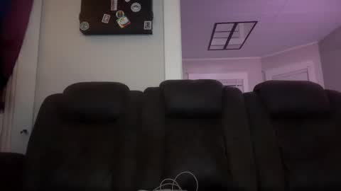 Snapshot of vveejay48826 chatting on 13, 9, 2025 vveejay online show from 13, 9, 2025