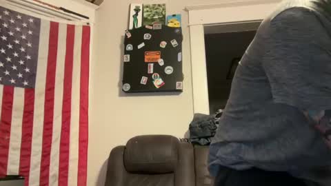 Snapshot of vveejay48826 chatting on 26, 10, 2025 vveejay online show from 26, 10, 2025