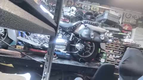 wakesblowinclouds online show from 16, 11, 2025