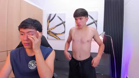 Hi  I am Venus kloy Thiago online show from 26, 9, 2025