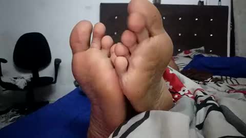 Snapshot of waltherfeet_ chatting on 12, 7, 2026 WaltherFeet online show from 12, 7, 2026