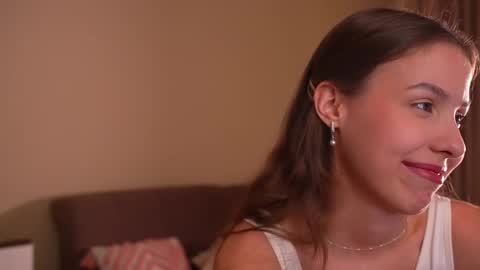 Wendy. Hello Honeys Ill see you 2nd 5th 7th this week love you3 online show from 13, 4, 2026