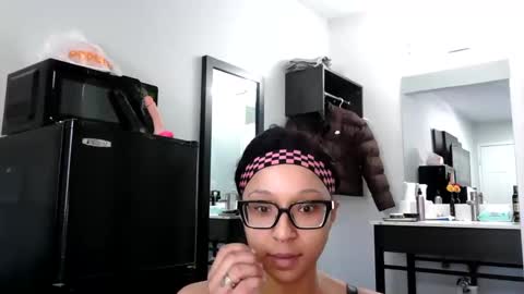 Snapshot of wanderlustgaal chatting on 8, 2, 2026 wanderlustgaal online show from 8, 2, 2026