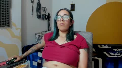 Waningrose  Lu online show from 8, 1, 2025