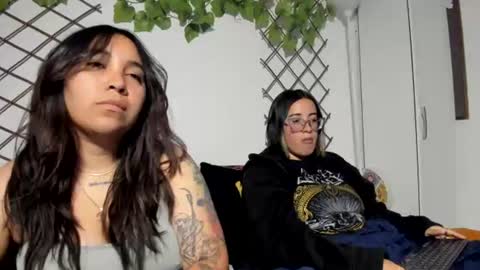 Waningrose  Lu online show from 1, 7, 2026