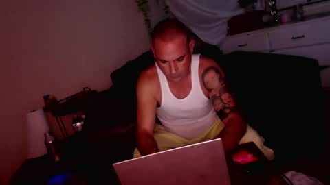 wantmymantofukme online show from 14, 11, 2025